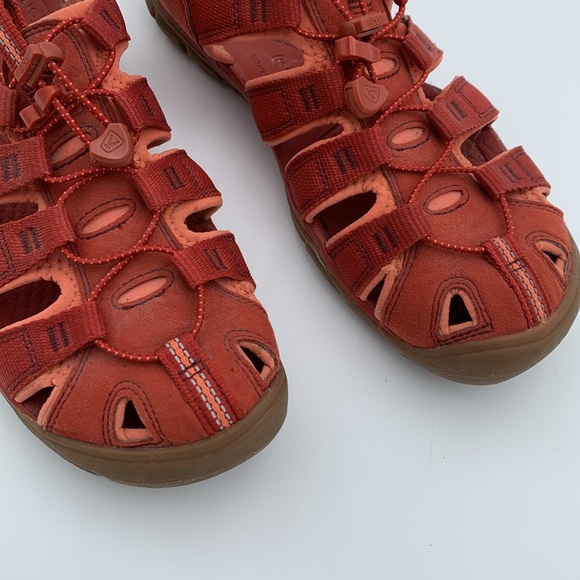 Keen woman’s size 9.5 pink and orange outdoor water hiking shoes - Picture 2 of 11